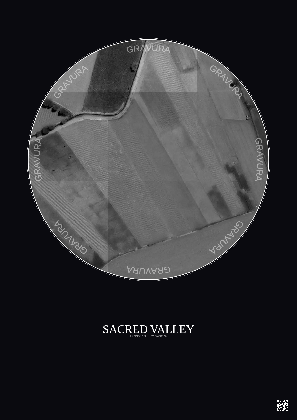 Affiche Sacred Valley – Poster vue satellite 0.1km N&B | Gravura – Fond foncé