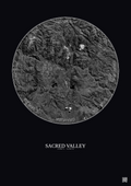 Affiche Sacred Valley – Poster vue satellite 30km N&B | Gravura – Fond foncé