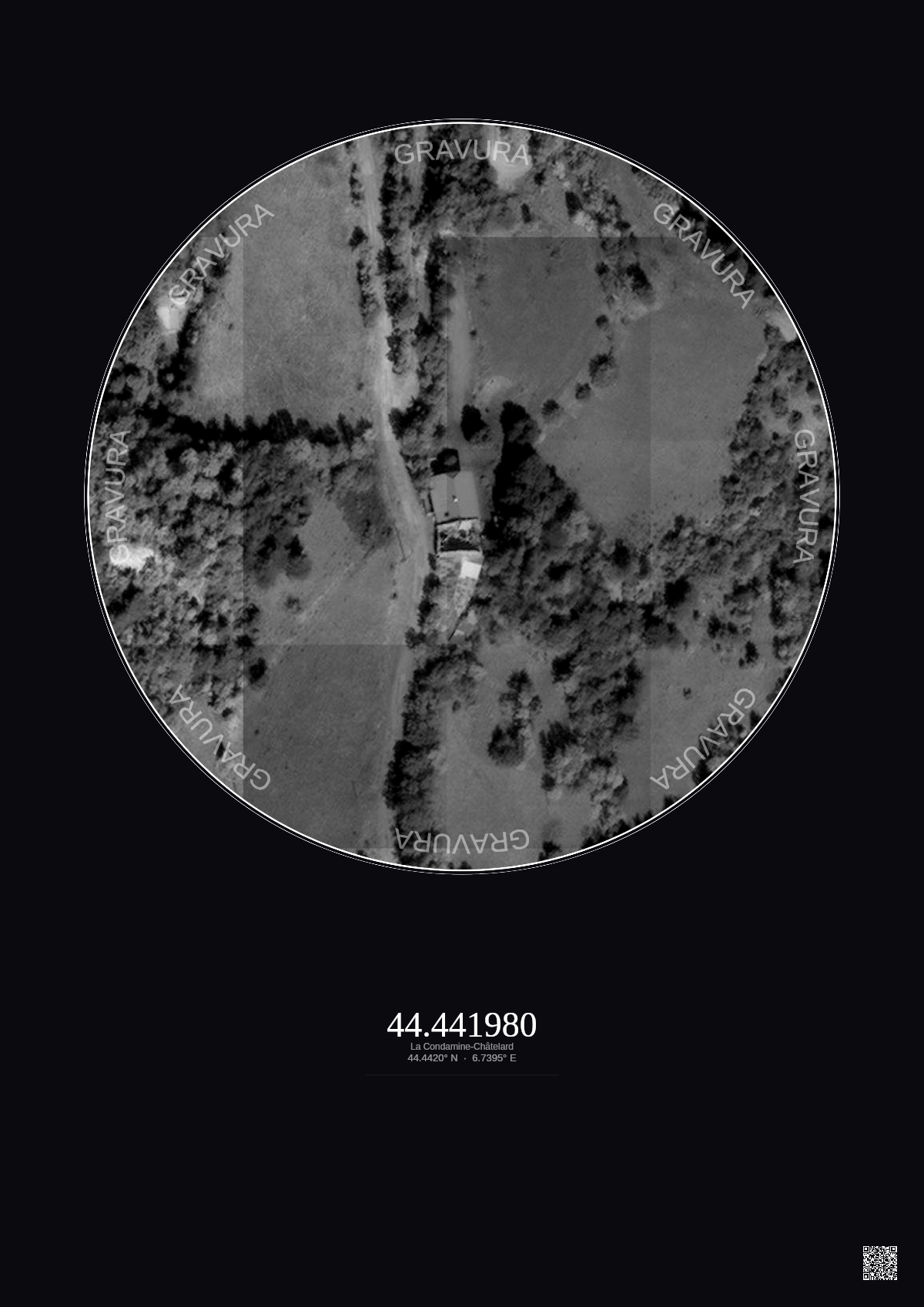 Affiche personnalisée La Condamine-Châtelard — Satellite 0.1 km · N&B · Fond foncé | Gravura