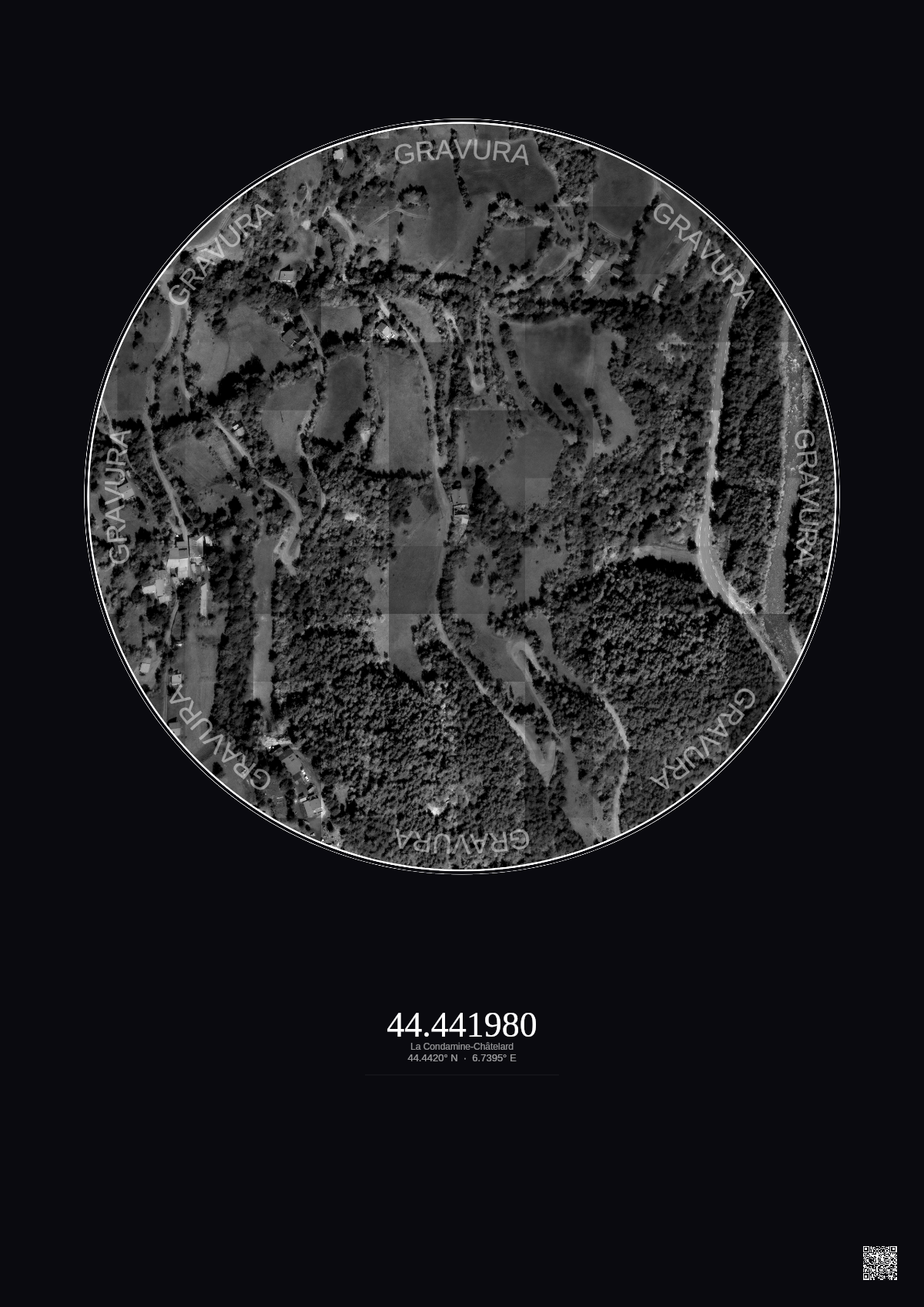 Affiche personnalisée La Condamine-Châtelard — Satellite 0.3 km · N&B · Fond foncé | Gravura