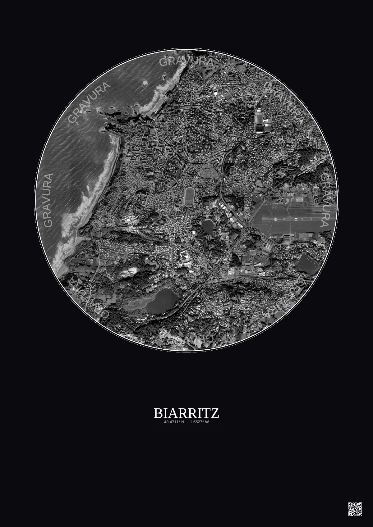 Affiche Biarritz – Poster vue satellite 2.5km N&B | Gravura – Fond foncé